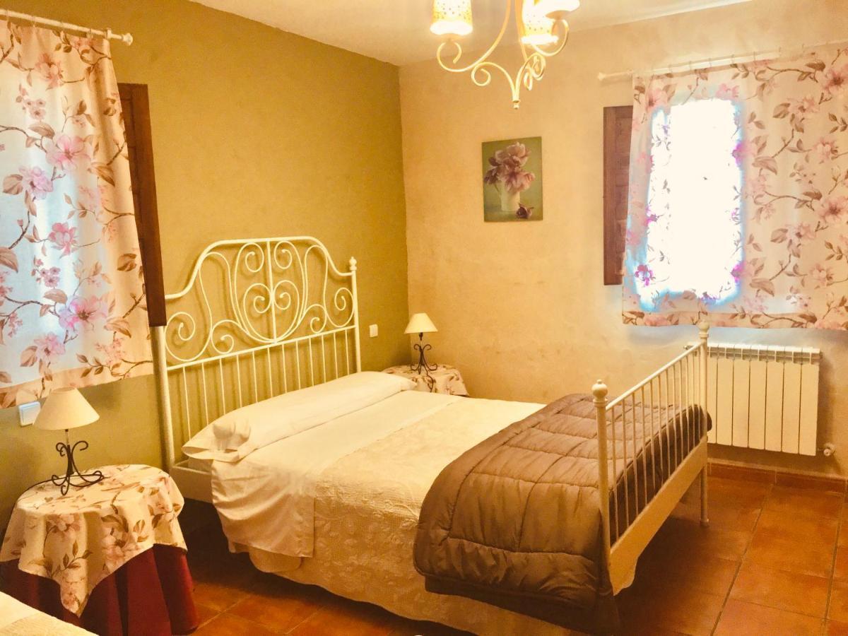 Гостьовий будинок La Casa Del Cartero Pablo Saldana de Ayllon Екстер'єр фото